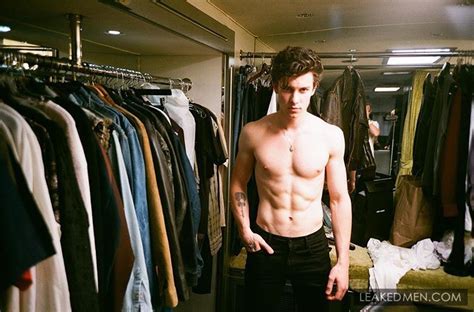 Shawn Mendes Leaked Nude Photos (Read: Dick Pic) – Male。